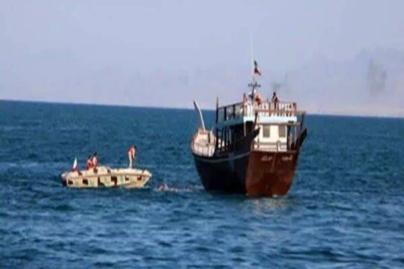 ۴ شناور حامل قاچاق درآب های بوشهر توقیف شد
