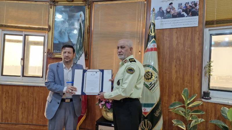 رئیس کل دادگستری استان بوشهر با فرمانده انتظامی استان بوشهر به مناسبت هفته ناجا دیدار کرد